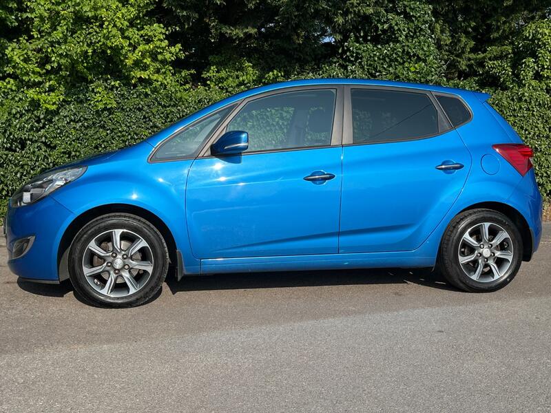 HYUNDAI IX20