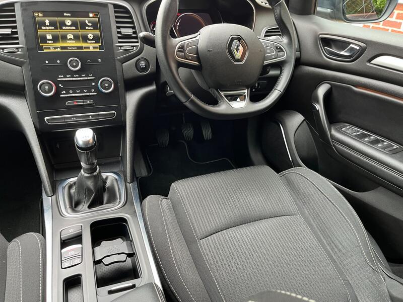 RENAULT MEGANE