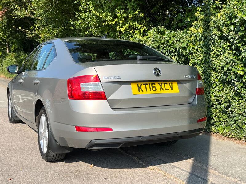 SKODA OCTAVIA
