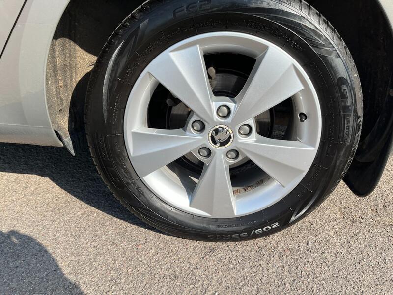 SKODA OCTAVIA