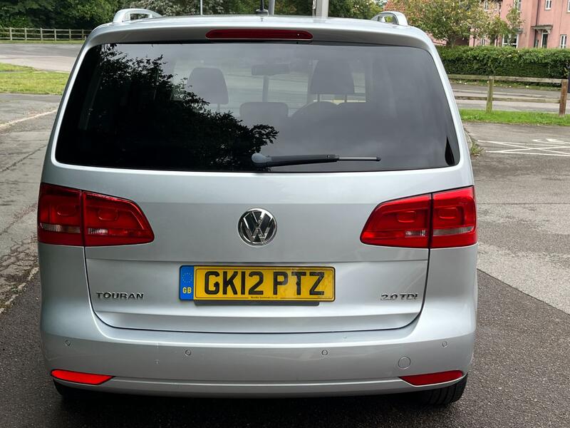 VOLKSWAGEN TOURAN
