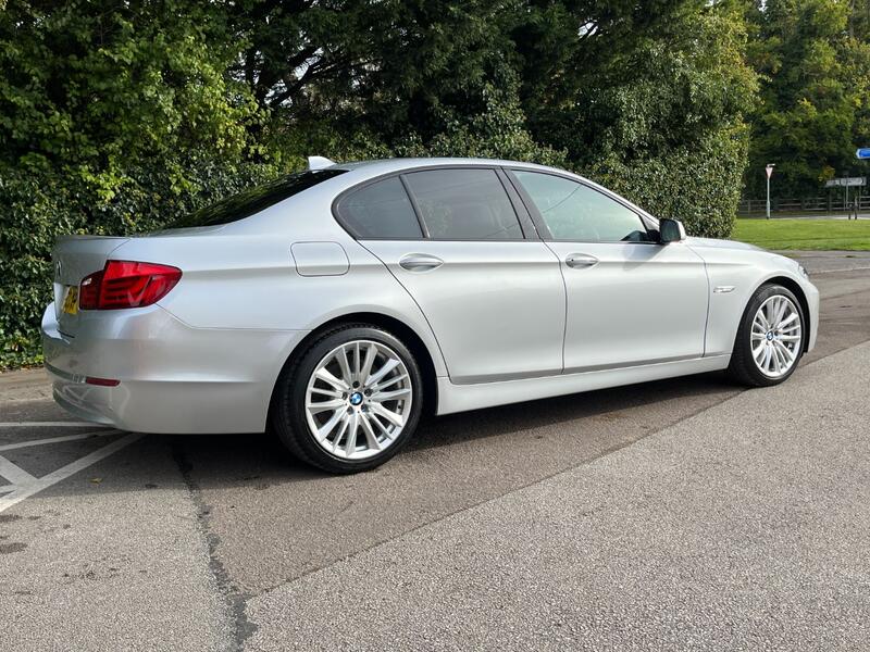 BMW 5 SERIES