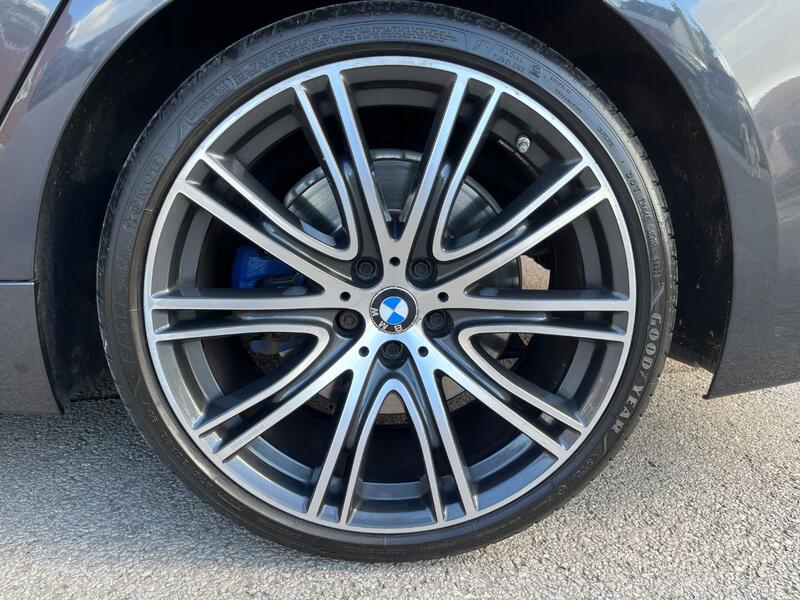 BMW 5 SERIES