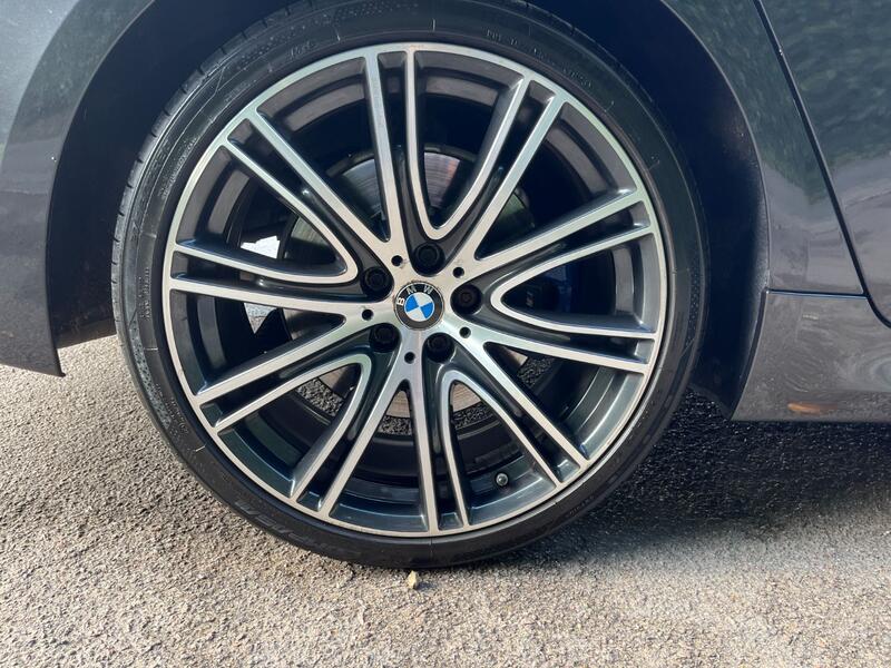 BMW 5 SERIES