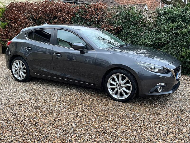 MAZDA MAZDA3