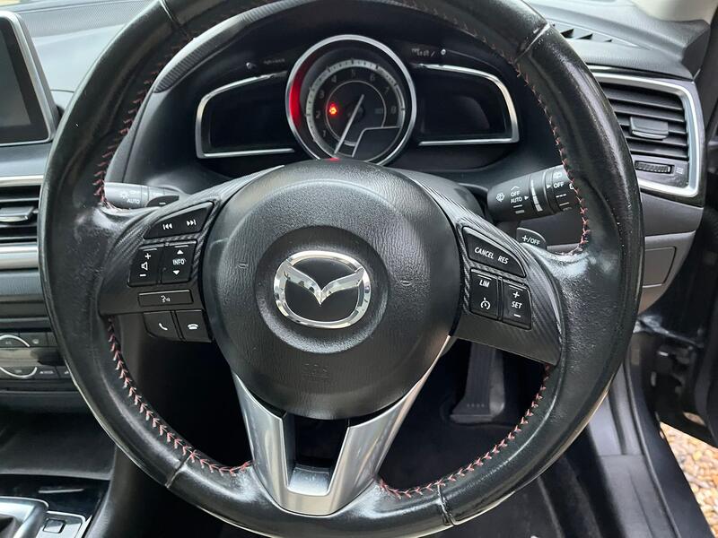 MAZDA MAZDA3