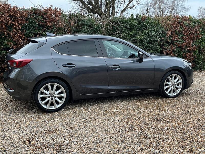 MAZDA MAZDA3