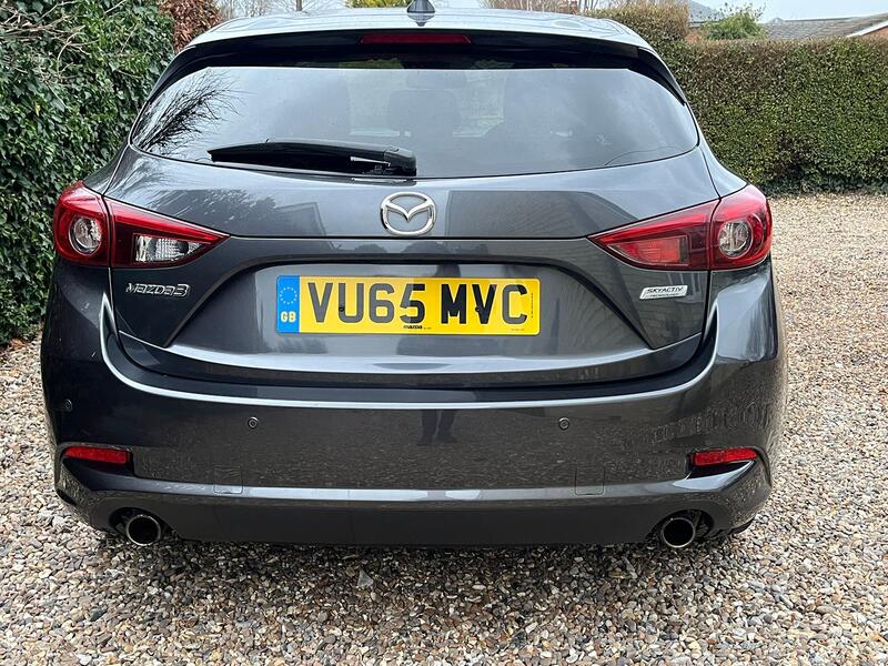 MAZDA MAZDA3