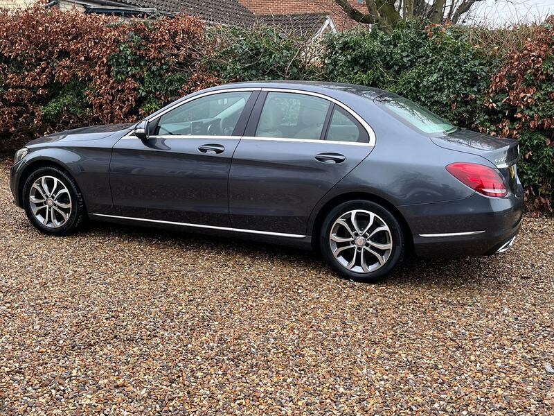 MERCEDES-BENZ C CLASS