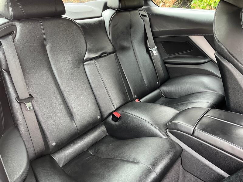 BMW 6 SERIES