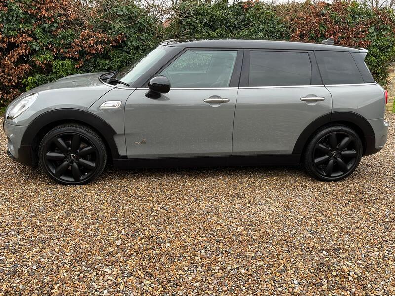 MINI CLUBMAN