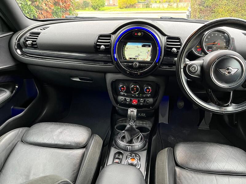 MINI CLUBMAN