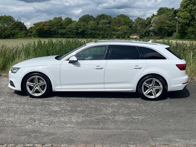 AUDI A4 AVANT