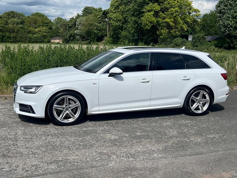 AUDI A4 AVANT