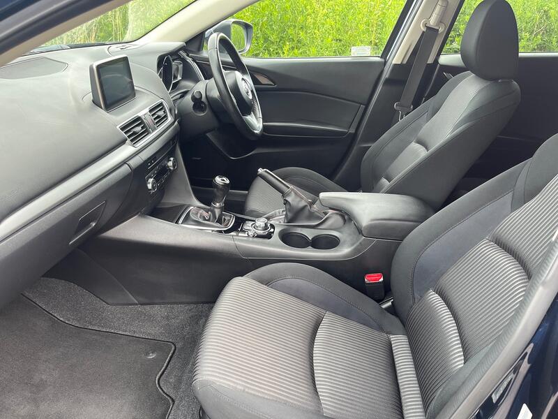 MAZDA MAZDA3