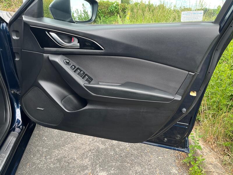 MAZDA MAZDA3