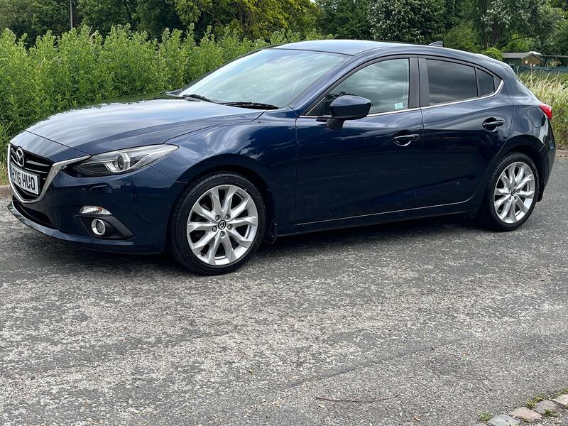 MAZDA MAZDA3