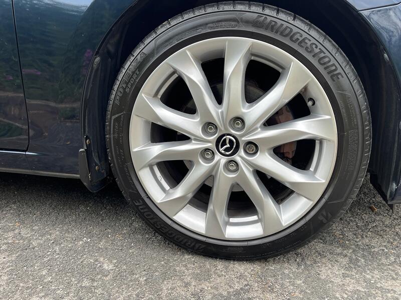 MAZDA MAZDA3