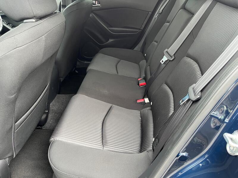 MAZDA MAZDA3