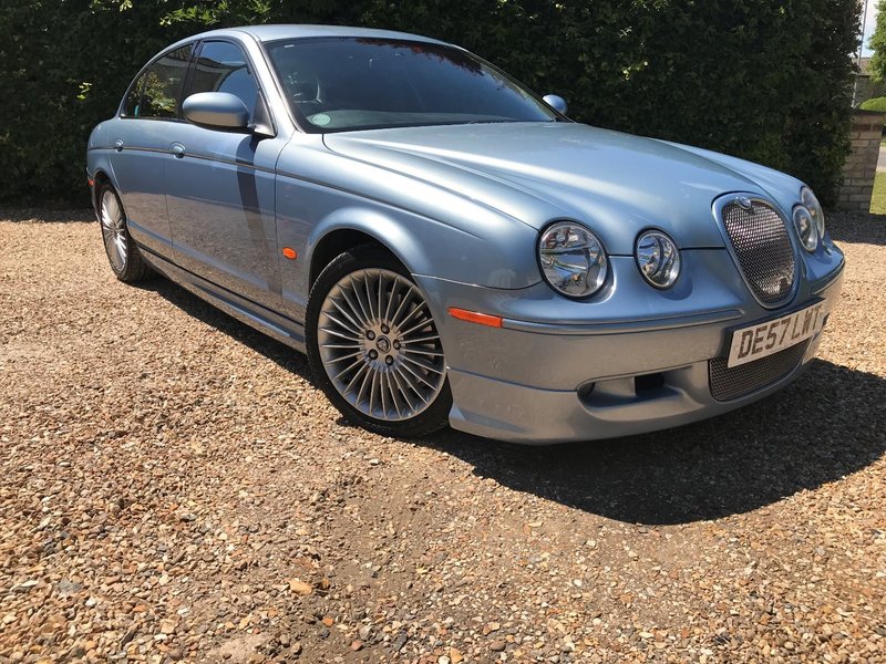 JAGUAR S-TYPE