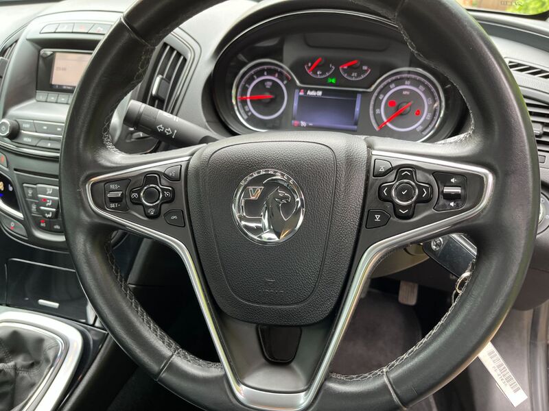 VAUXHALL INSIGNIA
