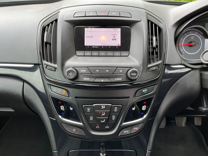 VAUXHALL INSIGNIA