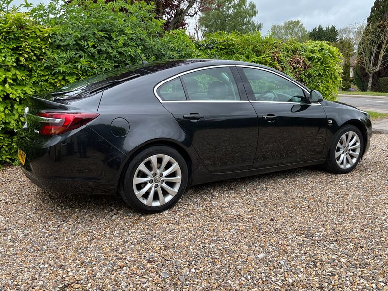VAUXHALL INSIGNIA