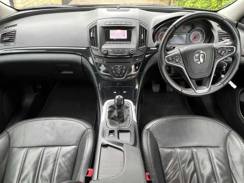 VAUXHALL INSIGNIA