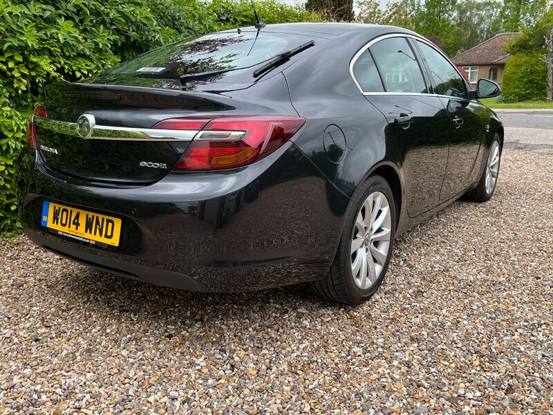 VAUXHALL INSIGNIA