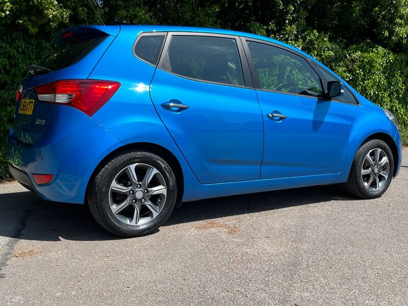 HYUNDAI IX20