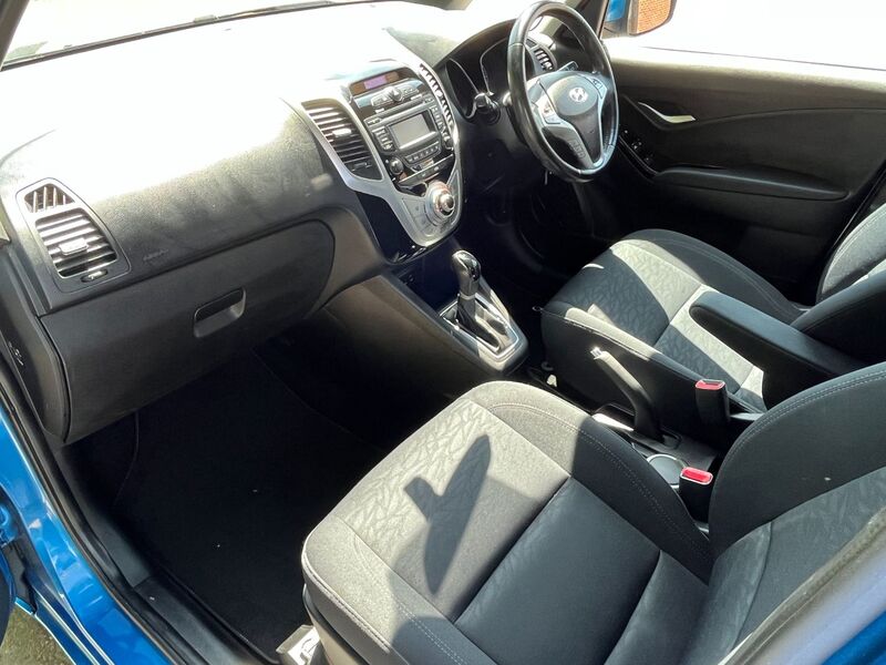 HYUNDAI IX20
