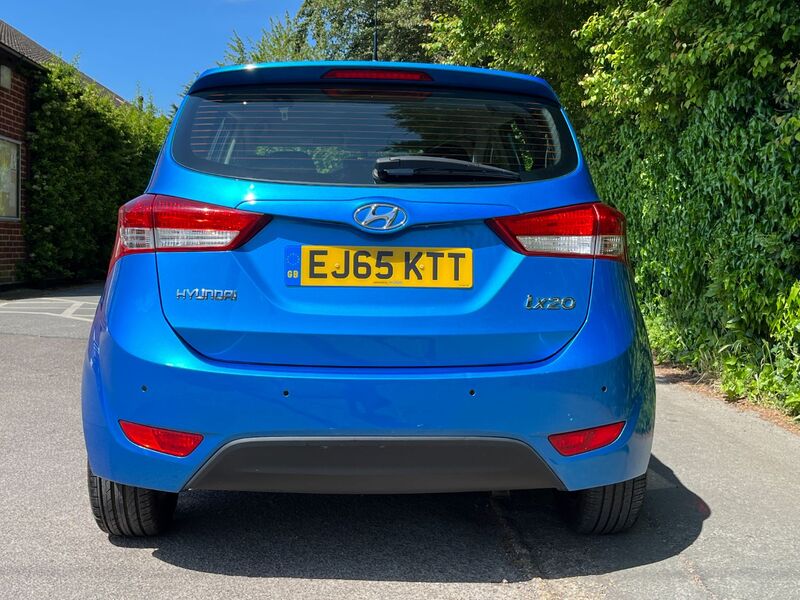 HYUNDAI IX20