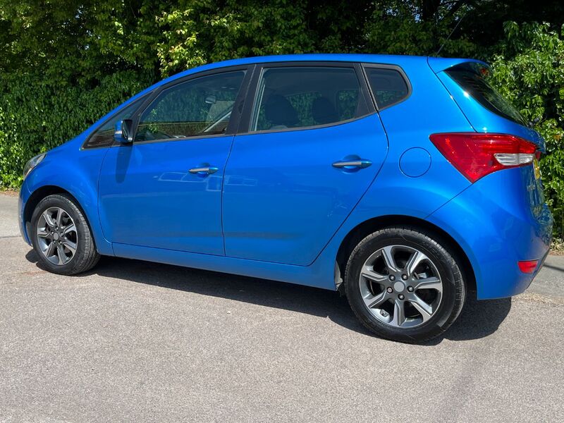 HYUNDAI IX20